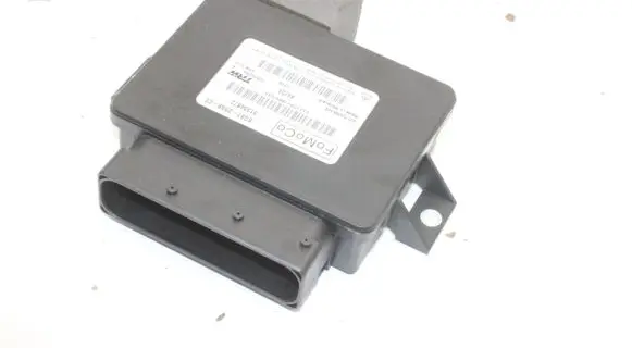 Volvo S60 Rear brake EMF control unit/module 31334872