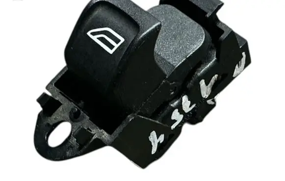 Volvo S80 Electric window control switch 30773272