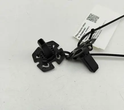 BMW XM Radiator support slam panel bracket 8482944