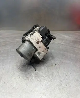 Toyota Yaris ABS Pump 0273004636 392004