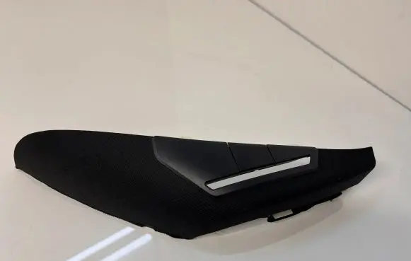 BMW 7 G11 G12 (B) pillar trim (top) 7355337