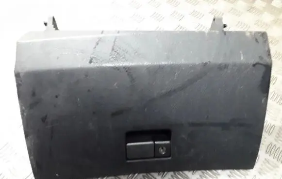 Toyota Avensis T220 Glove box 5555005030 55550-05030