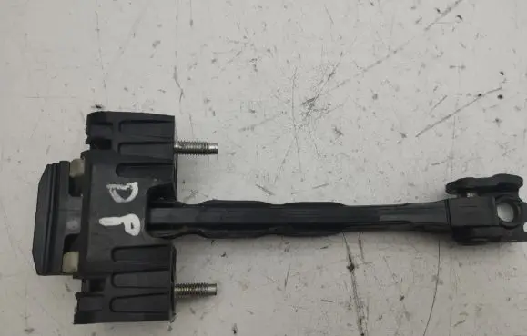 Volvo XC60 Front door check strap stopper