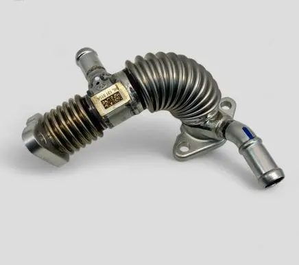 Volkswagen Crafter EGR valve line/pipe/hose 04L131511A