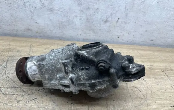 BMW 7 F01 F02 F03 F04 Front differential 7577690