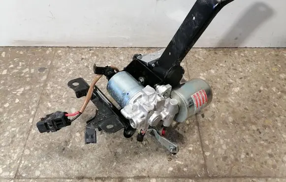 Lexus ES 250 - 300 - 330 ABS Pump 4451033190 8954133680 4707033060