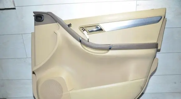 Mercedes-Benz R W251 Front door card panel trim 117400000