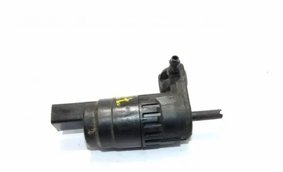 Skoda Octavia Mk2 (1Z) Windscreen/windshield washer pump 1K6955651
