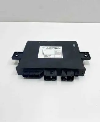 Mercedes-Benz SL R230 Door central lock control unit/module A2305450132 2305450132