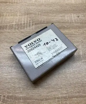 Volvo S40, V40 Keyless (KESSY) go control unit/module 30824425