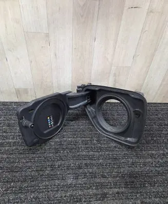 BMW 3 F30 F35 F31 Electric car charge socket cover 7368306 51177368306 7377654