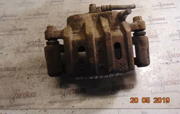 Mitsubishi Outlander Front brake caliper