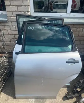 Seat Altea XL Rear door