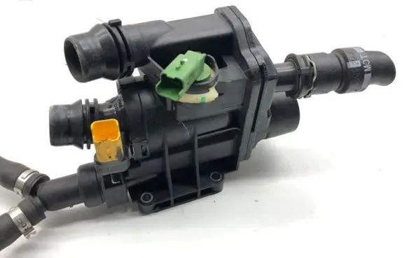 Opel Crossland X Oil filter mounting bracket 9812131480