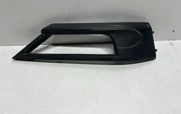 Volkswagen T-Roc Front fog light trim/grill 2GA853666A