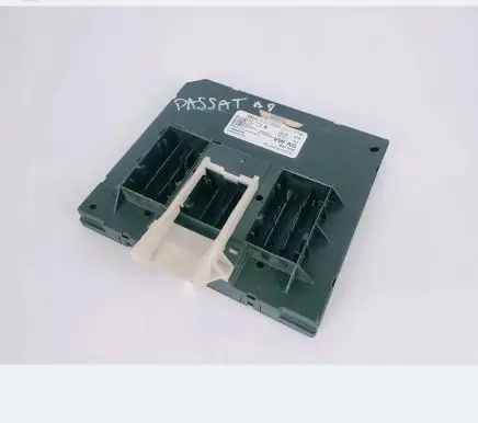 Volkswagen PASSAT Comfort/convenience module 5Q0937086BC