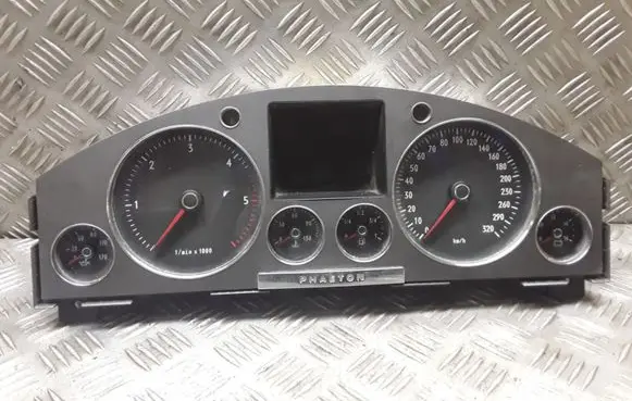 Volkswagen Phaeton Speedometer (instrument cluster) 0263619103 6033EC2144 3D0920881A
