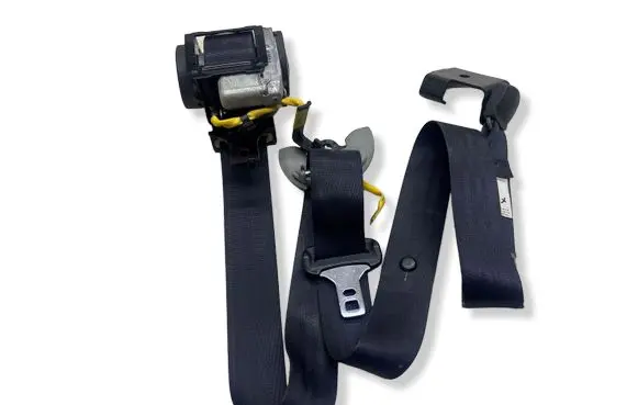 Mitsubishi Outlander Front seatbelt 6083805