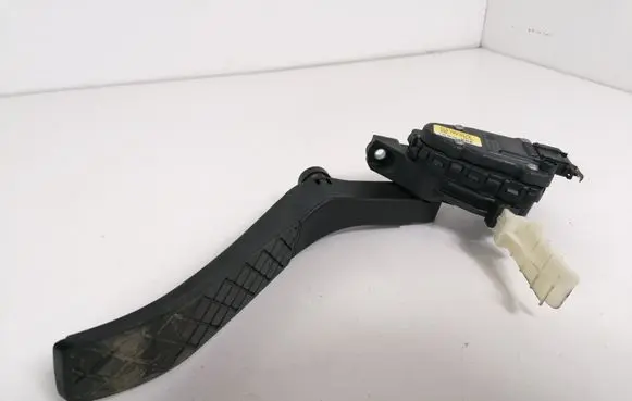 Audi Q7 4L Accelerator throttle pedal 7L0723507E