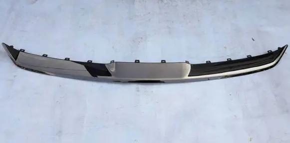 KIA Sportage Front bumper upper radiator grill 86352R2100
