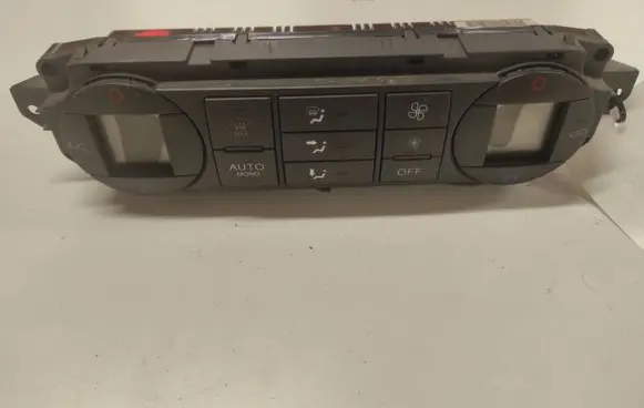 Ford Focus Climate control unit 3M5T18C612AR WVCA20780