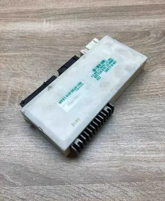BMW 5 E39 Comfort/convenience module 6913520 608377