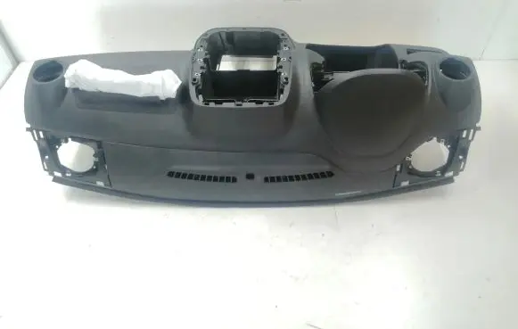 Dacia Spring Dashboard 681006637R