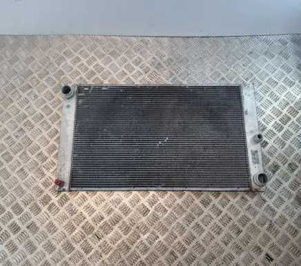 BMW 5 E60 E61 Coolant radiator 779587802 1711779587802