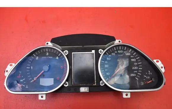 Audi A6 Allroad C5 Speedometer (instrument cluster) 555000730102