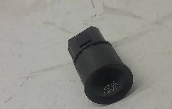 Renault Megane II Start/Stop control module 