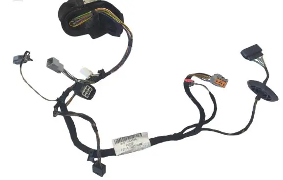 Ford Fiesta Front door wiring loom 8V5T14A584ACF EET1E12221135000