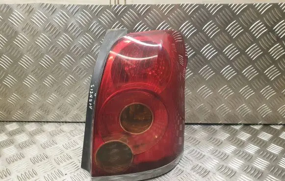 Toyota Avensis T250 Rear/tail lights 8550