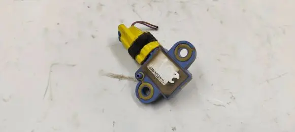 Volkswagen Jetta V Airbag deployment crash/impact sensor 1K0955557A