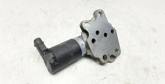 Volvo V70 Camshaft vanos timing valve 31316663