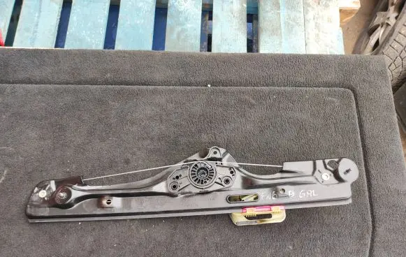 BMW X6 F16 Rear window lifting mechanism without motor 7286482S 7286488 C18300102