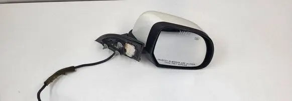 Nissan Leaf I (ZE0) Front door electric wing mirror