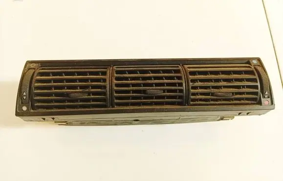 Audi A6 S6 C4 4A Dash center air vent grill 4a1820951b 10111995