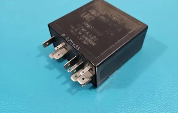 Skoda Octavia Mk1 (1U) Other relay 4B0955531A IMPRK1387782