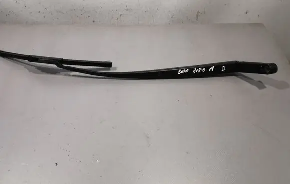 Toyota Auris 150 Windshield/front glass wiper blade 