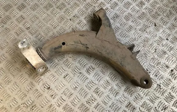Subaru Forester SF Front lower control arm/wishbone