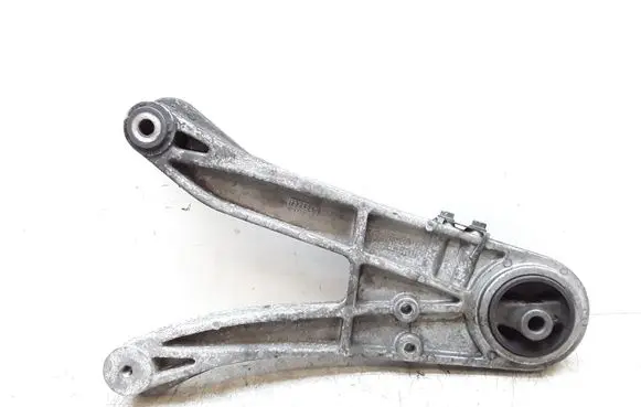 Volvo S80 Engine mounting bracket 3524347