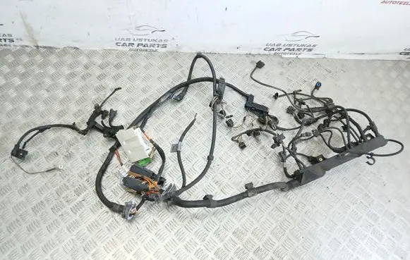 BMW 1 E82 E88 Engine installation wiring loom 7570534