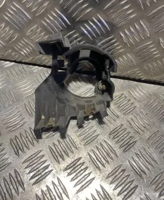 Subaru Impreza III Fog light bracket 