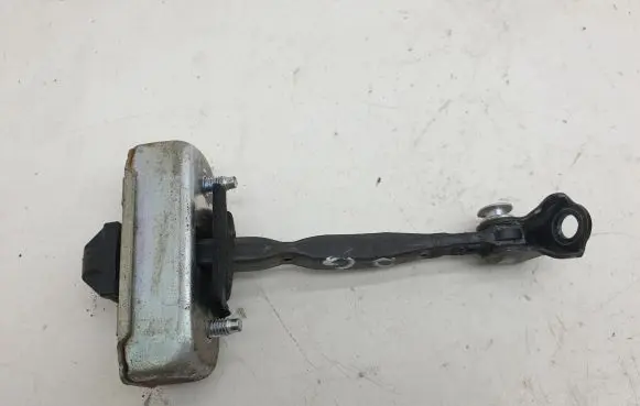 Lexus IS 220D-250-350 Rear door check strap stopper