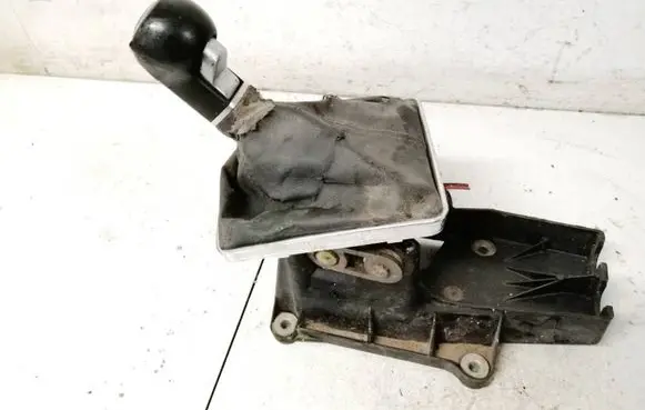 Gear shifter/selector