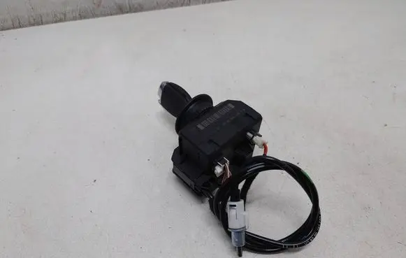 Mercedes-Benz C W204 Ignition lock A2079052600 2079052600