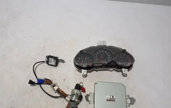 Subaru Forester SG Engine ECU kit and lock set