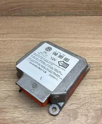 Volkswagen Golf III Airbag control unit/module 6N0909603 5WK4137