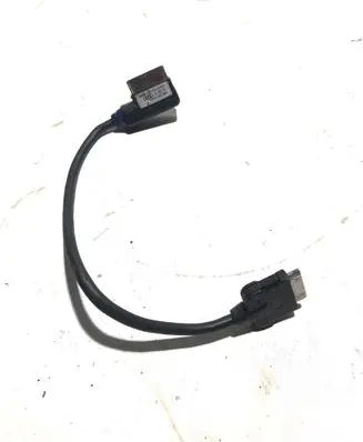 Audi A8 S8 D4 4H iPod connector socket 4F0051510K JC40219 04036