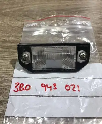 Volkswagen PASSAT B5 Number plate light 3B0943021